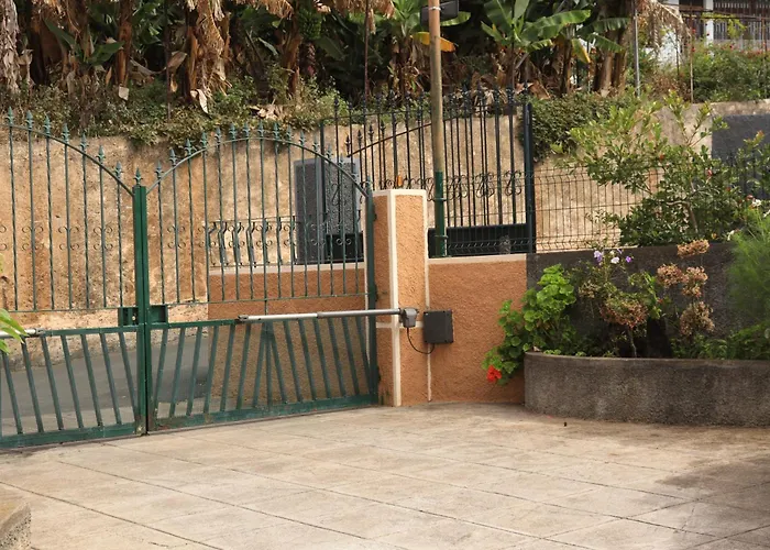 Brooklyn&fennel House * Funchal (Madeira)